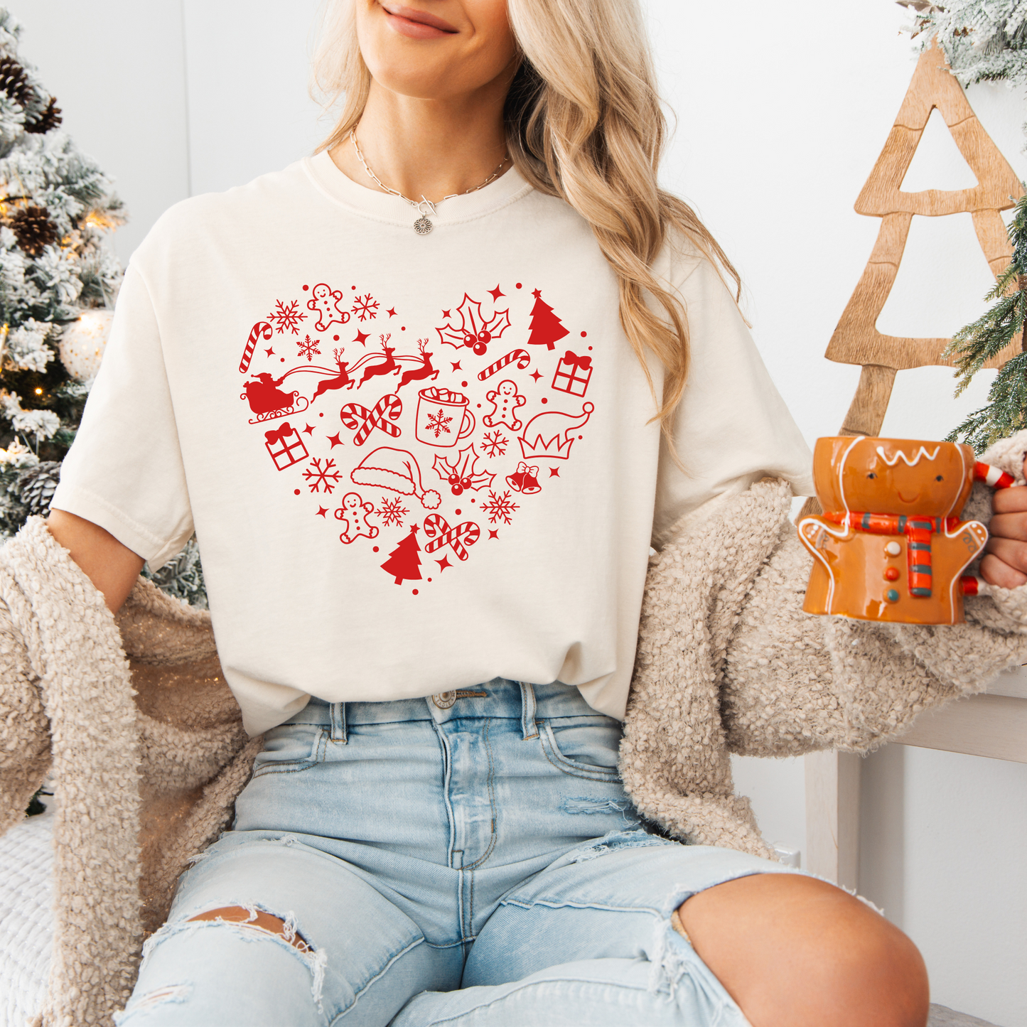 Christmas Heart Comfort Colors Graphic Tee