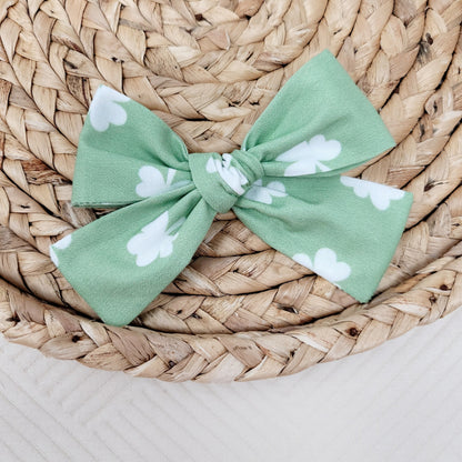 Clover Hair Bow